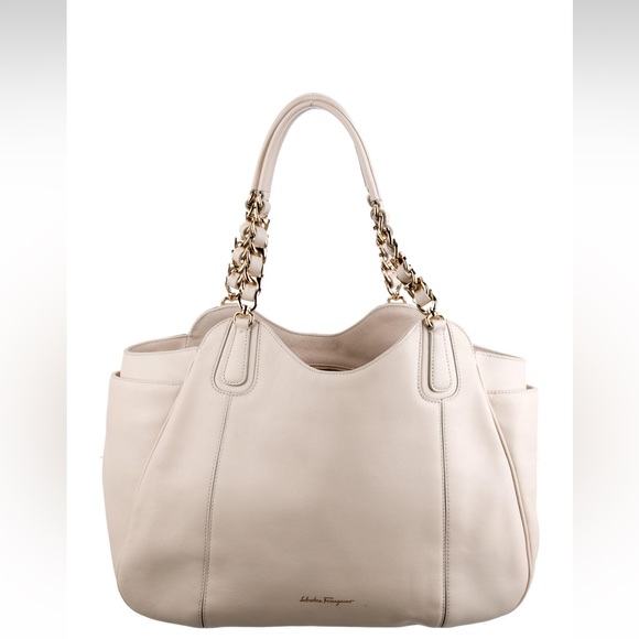 Salvatore Ferragamo Med Melinda Tote Pristine Natural Leather Color Authentic - Picture 1 of 12